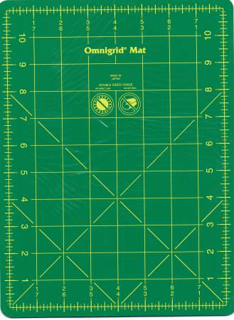 OMNIGRID - Cutting Mat Green with Yellow Grid 8-3/4in x 11-3/4in